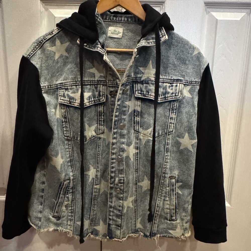 Star Pattern Denim Jacket with Black Sleeves